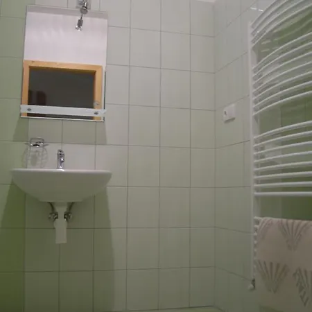 Mx Arena Motel *